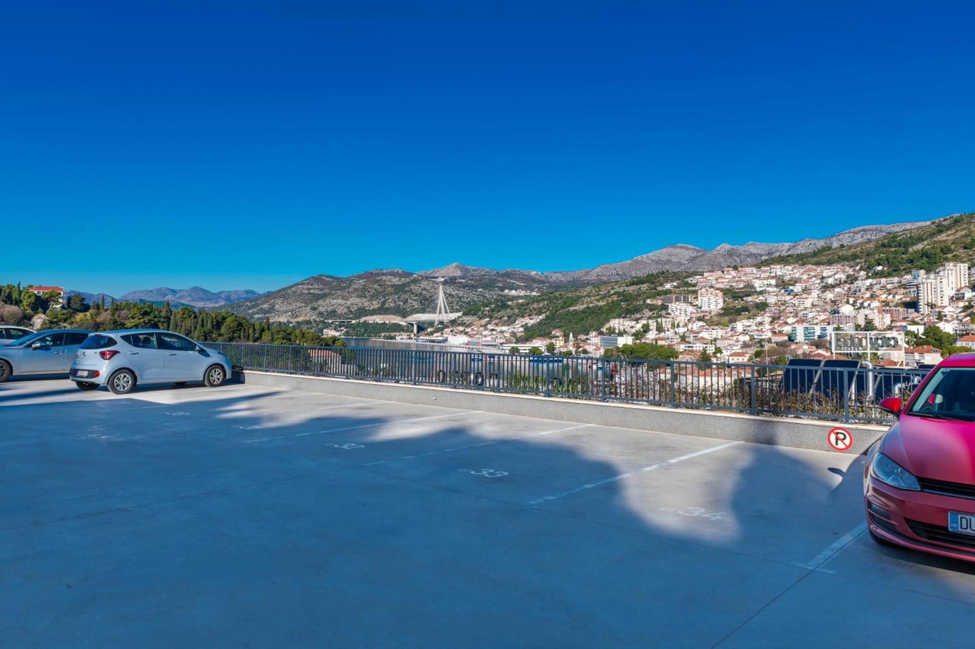 Апартаменты Lupo Gravosa Free Parking Дубровник Экстерьер фото
